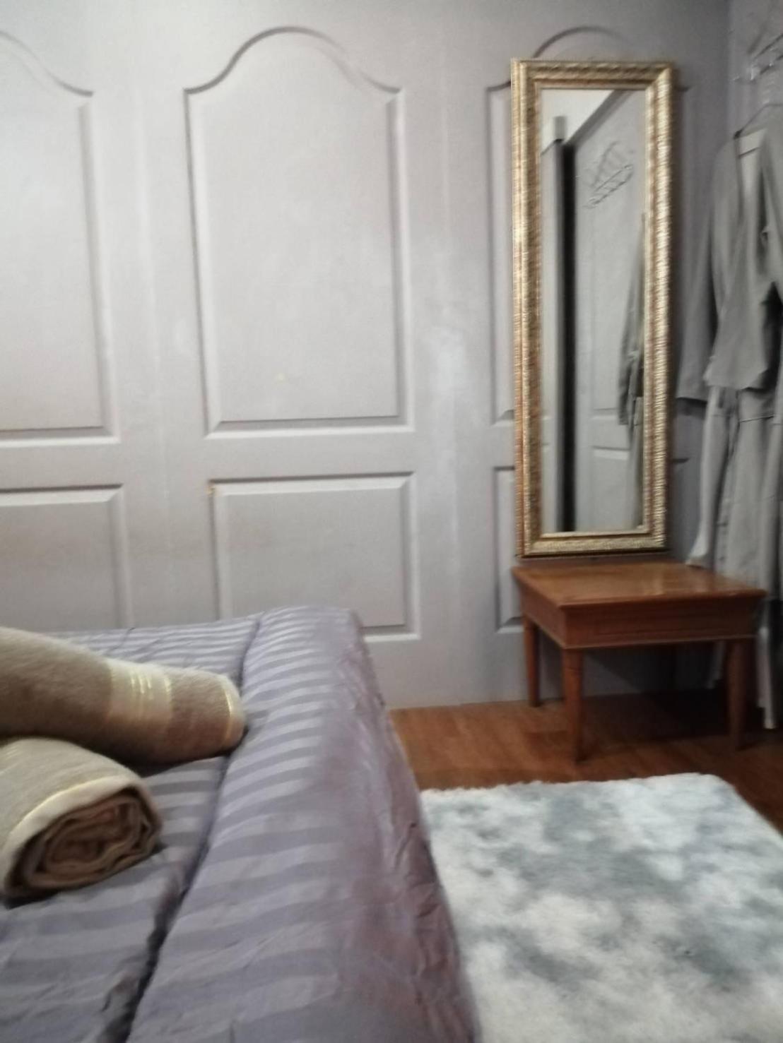 Baan Chay Sala, 2 Bedrooms House Near Airport Bahay bakasyunan *