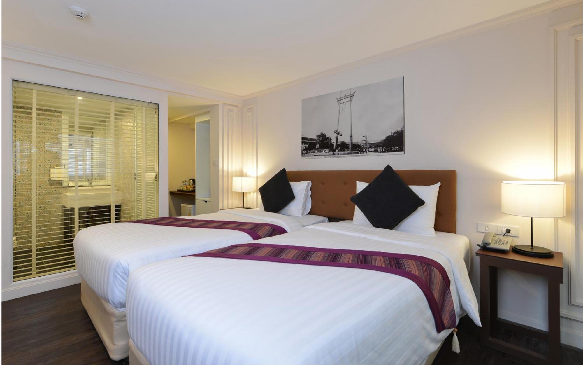 Siam Champs Elyseesi Unique Hotel 3*
