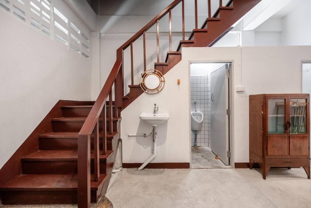 Sorrento Old Town Mrt Samyot Apartment Bangkok