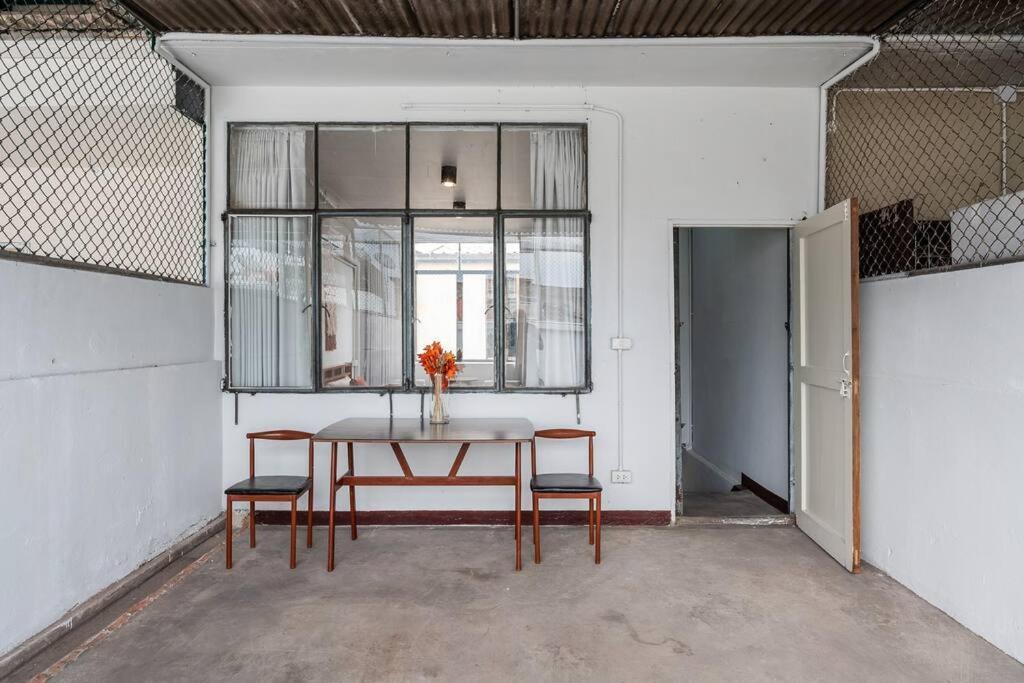 Apartment Sorrento Old Town Mrt Samyot Bangkok