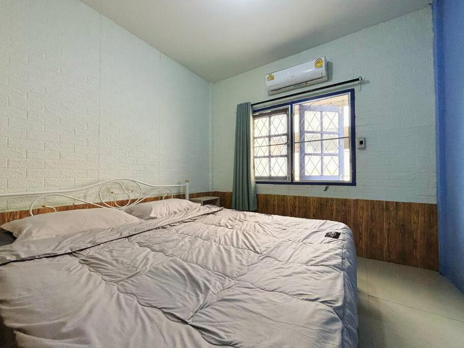 Villa 曼谷市中心6卧室3卫舒适联排别墅 Bangkok