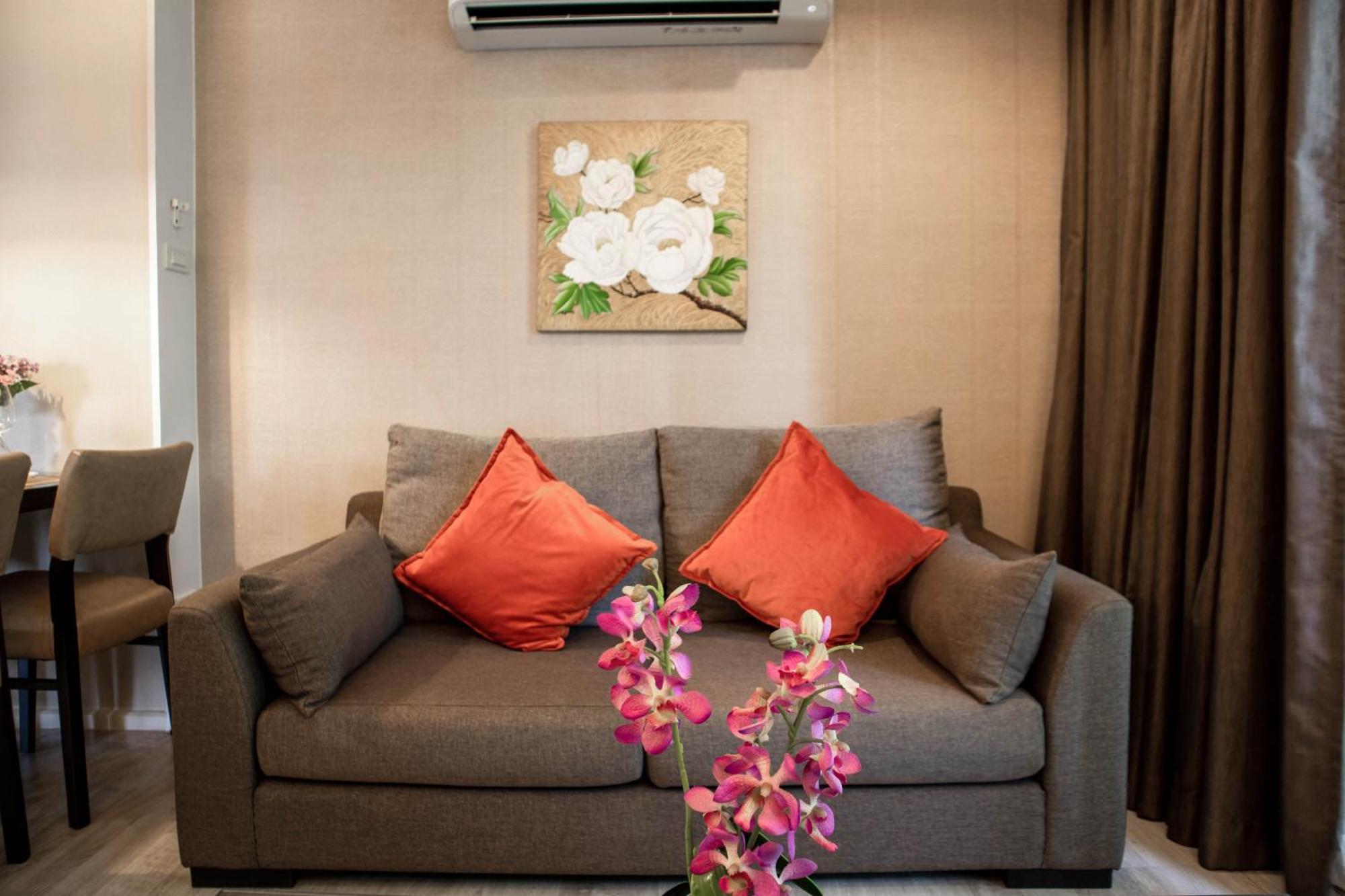 Shine33 * Bangkok