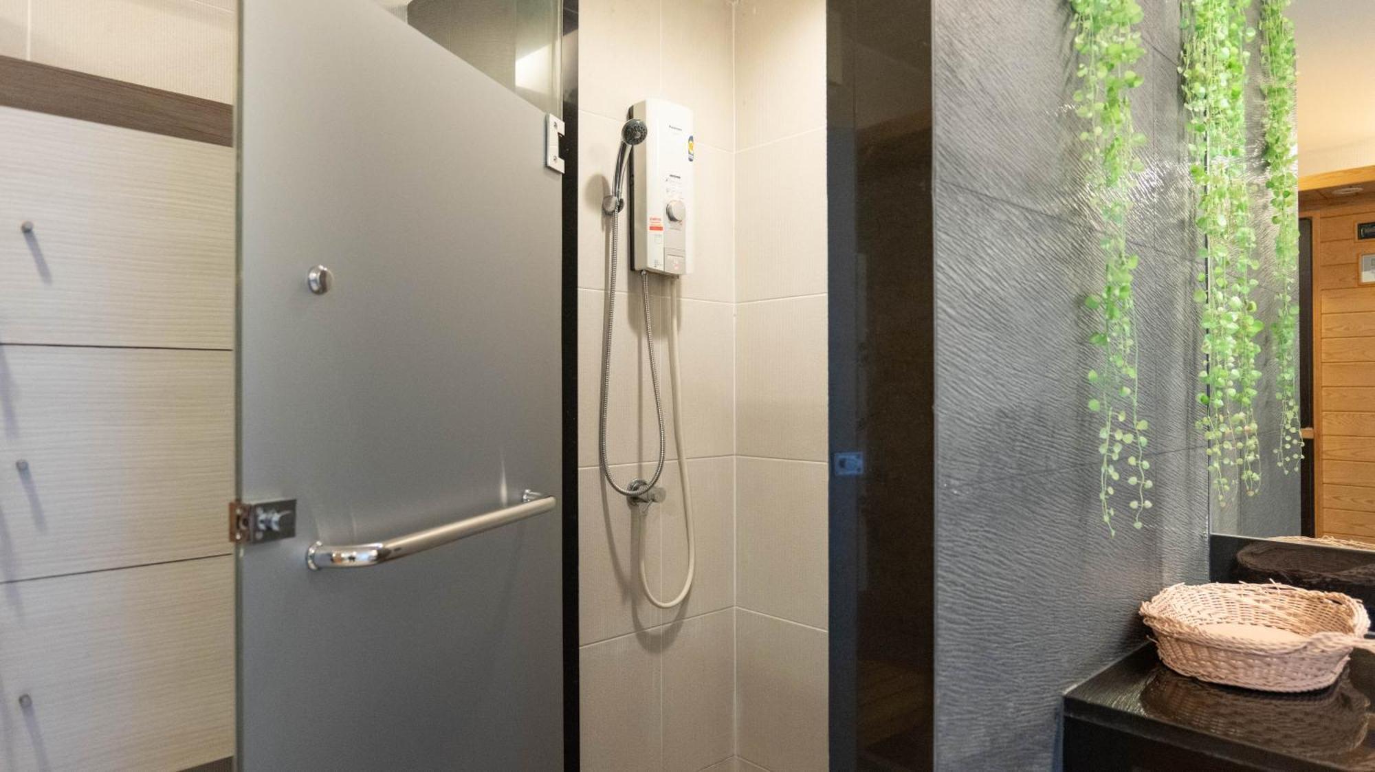 Shine33 Apartment Bangkok
