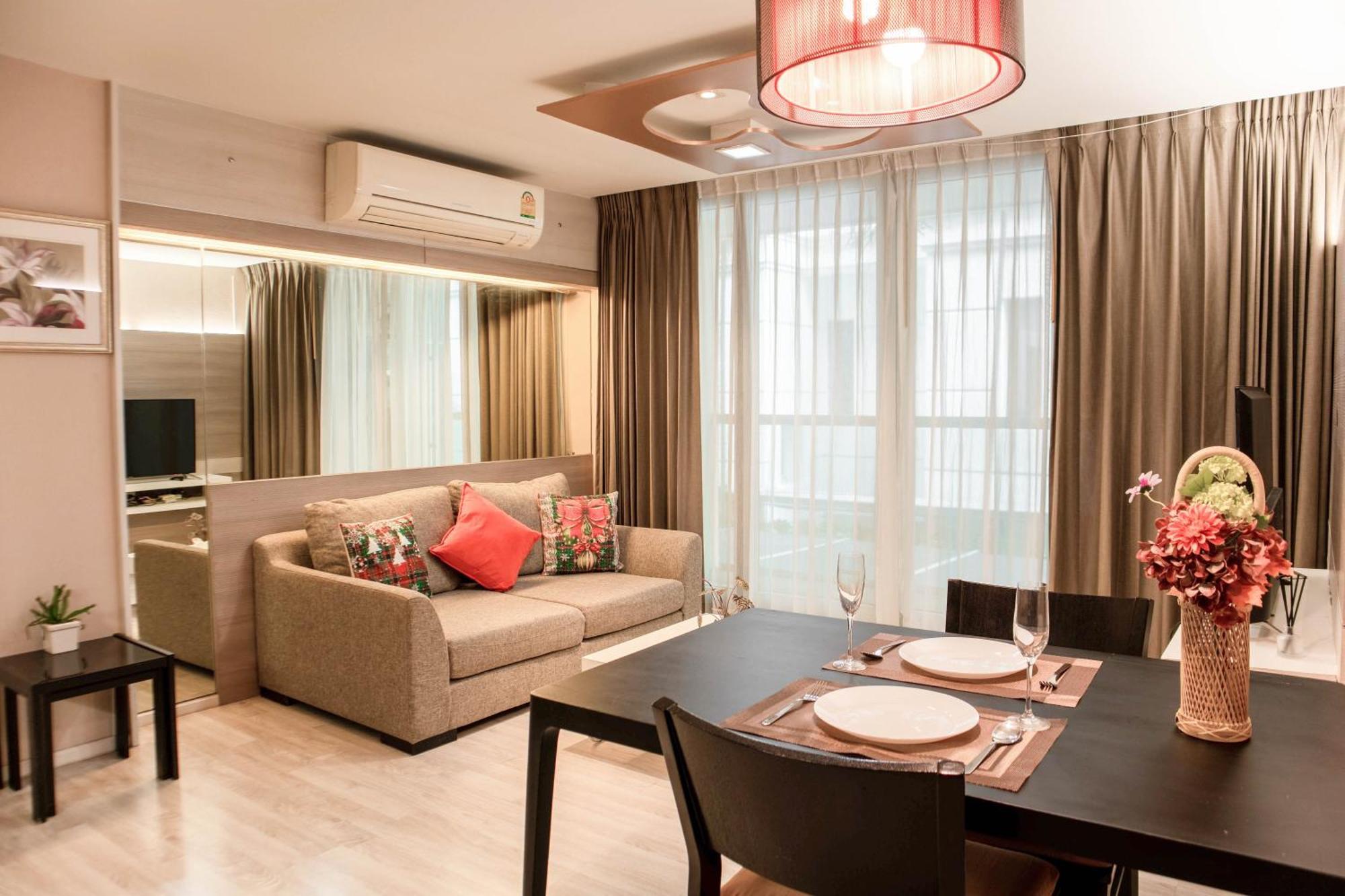 Shine33 * Bangkok
