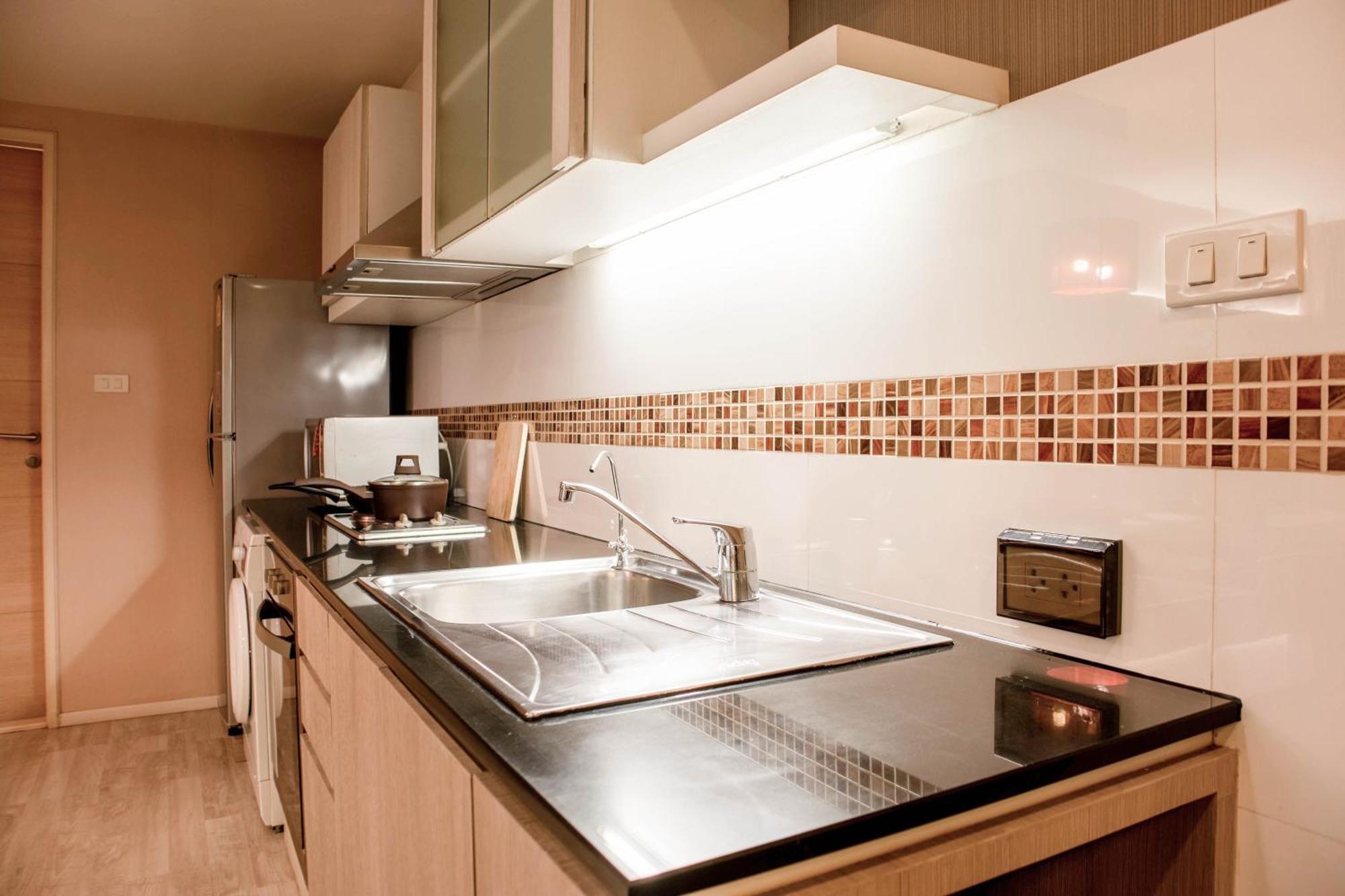 Shine33 Apartment Bangkok