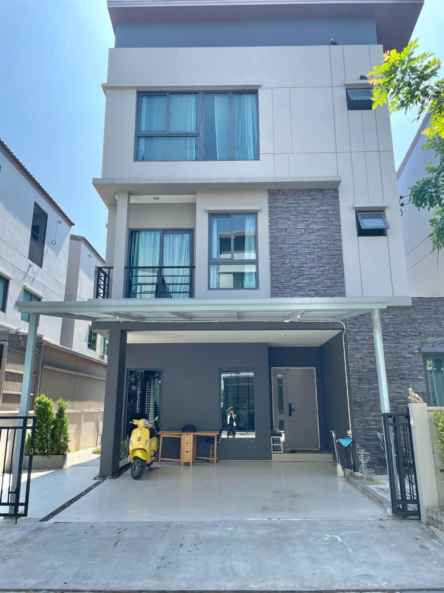 Stylish2bd Pool&gym Near Airport *