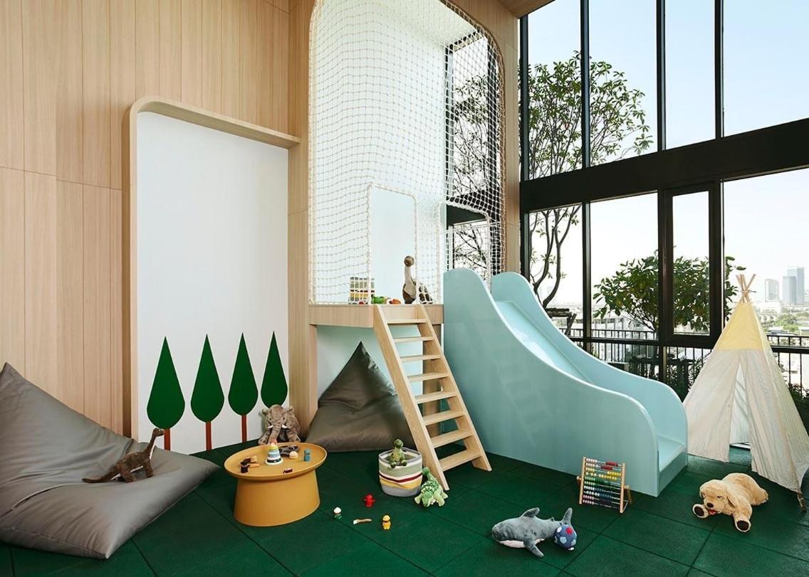 Apartment Nue Mrt Yellow Si La Salle Station *