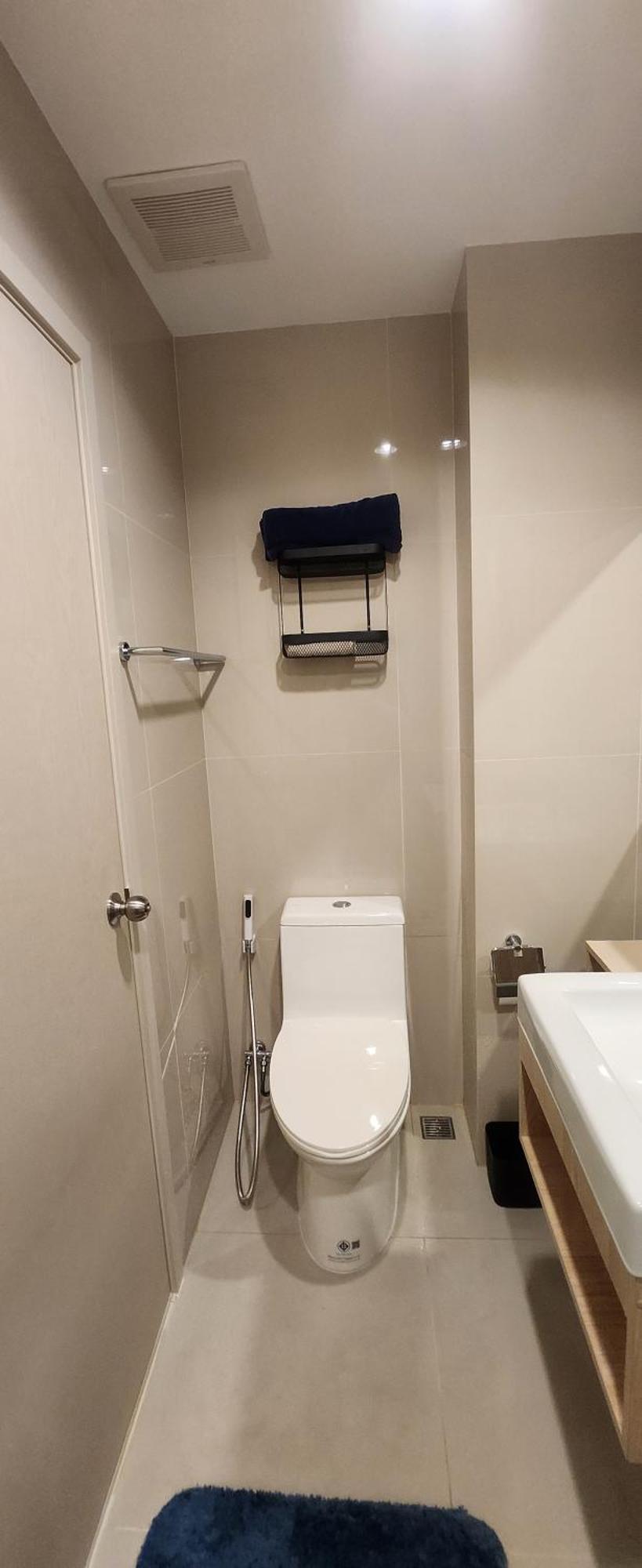 Nue Mrt Yellow Si La Salle Station Apartment Bangkok