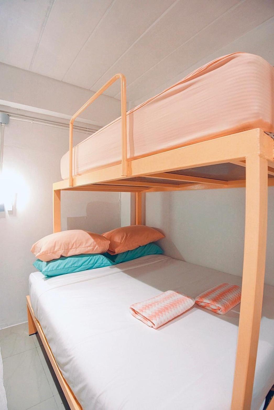 Easy Sunday Khaosan Beds Hotel
