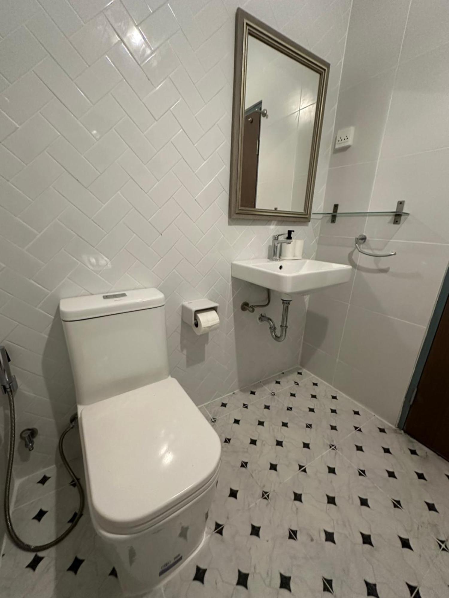 Hotel Baan Debtida *