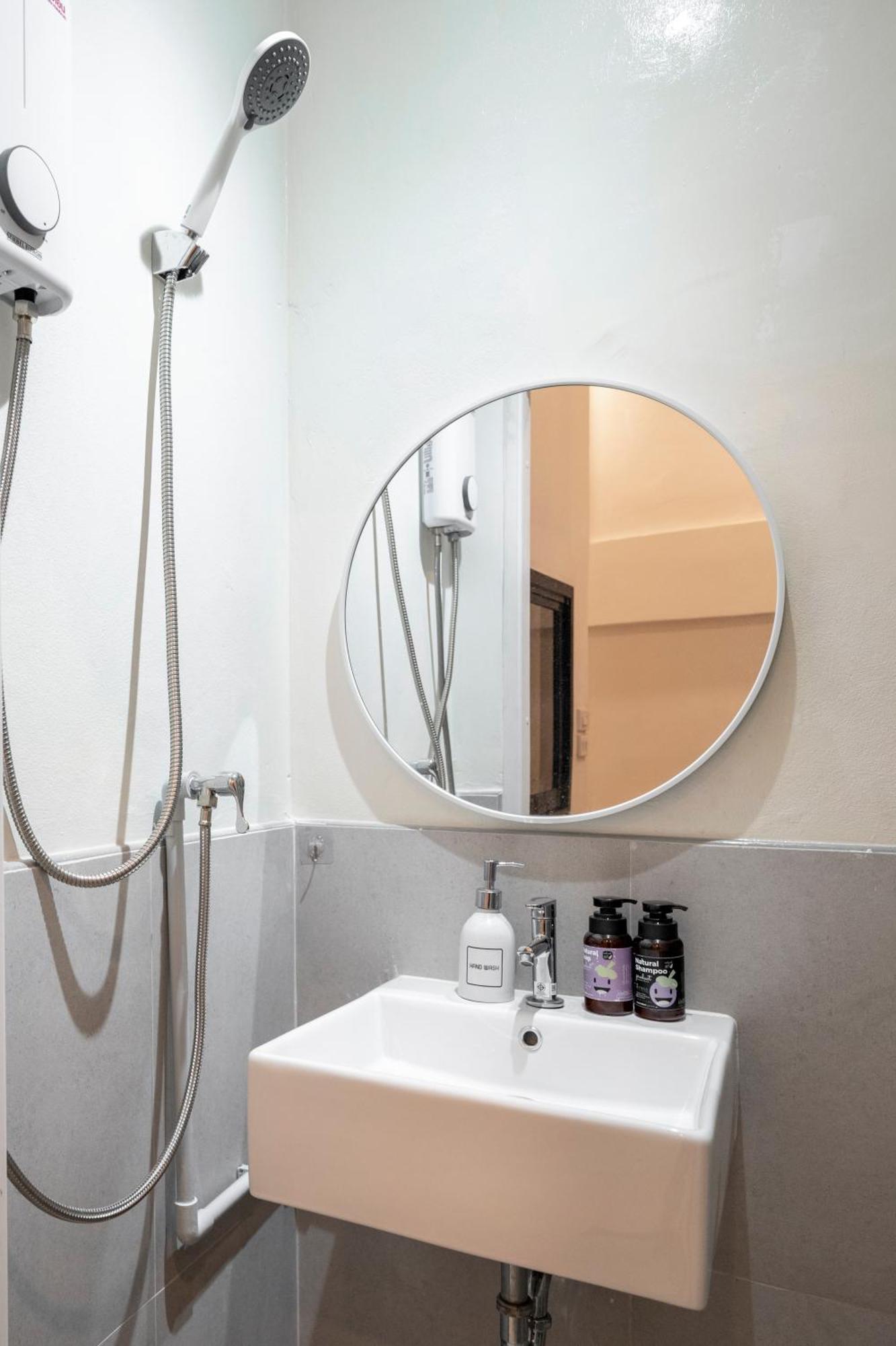 Vakantiehuis 4br Walk To Chinatown, Mrt Luggage Dropoff Bangkok