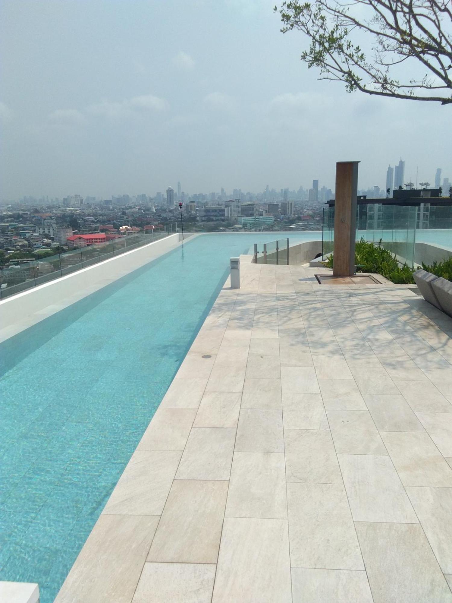 Ideo Yai Near Thaphra Mrt Station Apartment