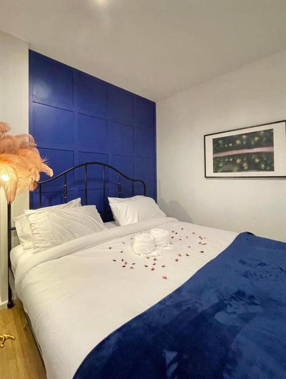 Stylish2bd Pool&gym Near Airport Vakantiehuis