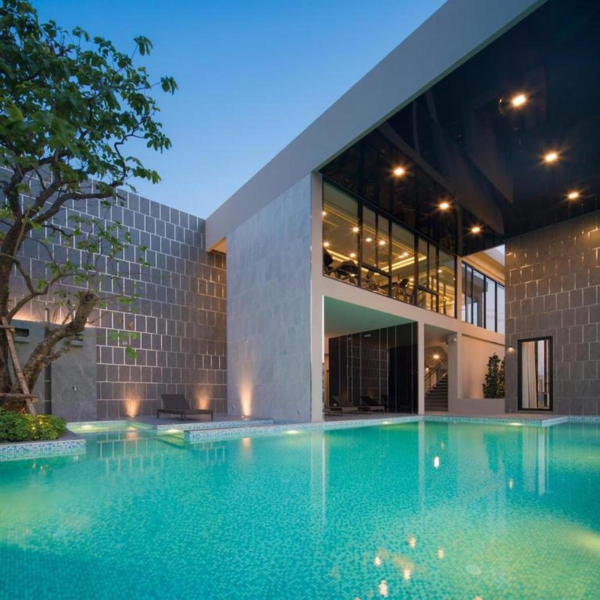 Stylish2bd Pool&gym Near Airport Vakantiehuis Bangkok