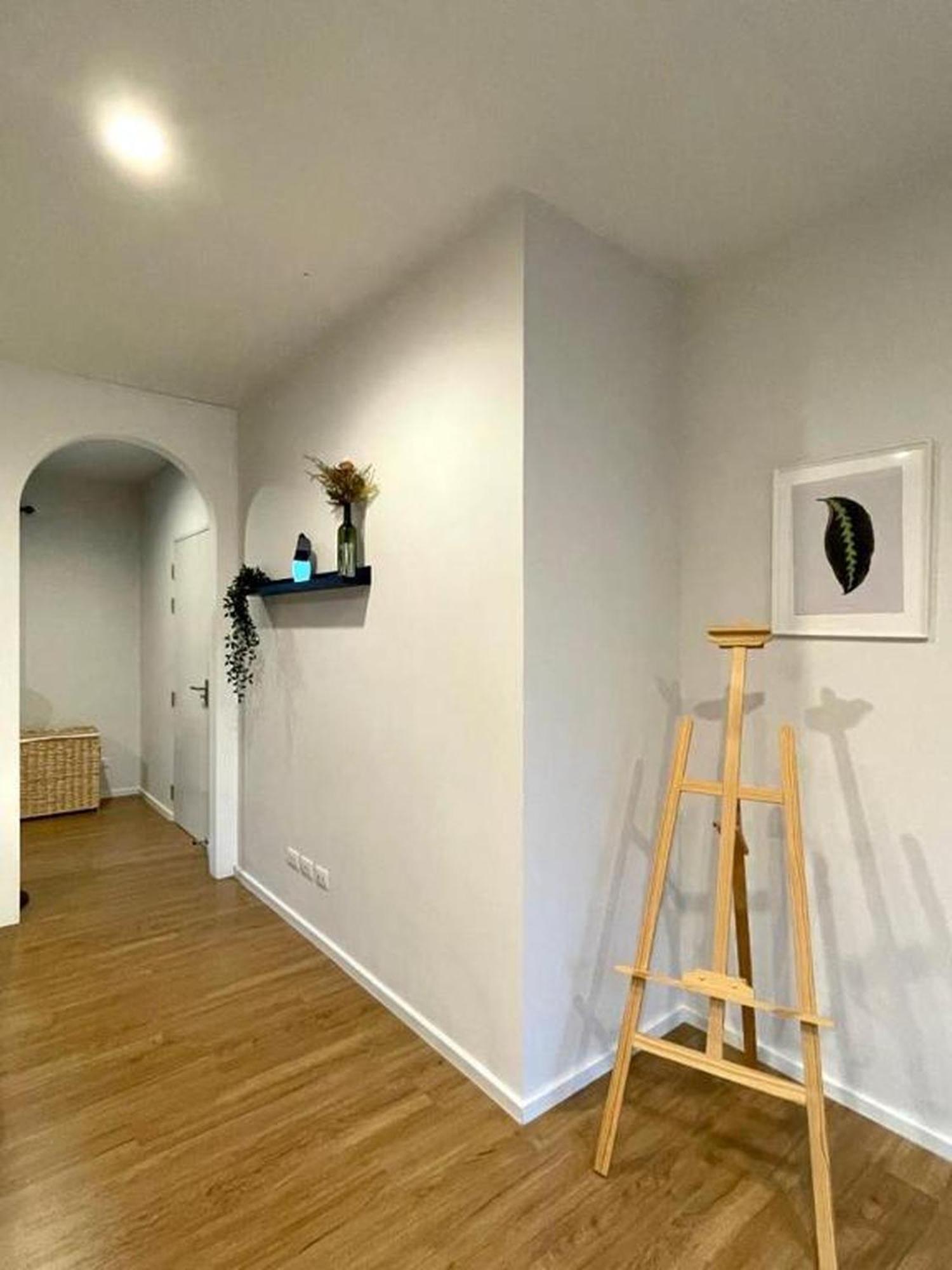 Stylish2bd Pool&gym Near Airport Vakantiehuis
