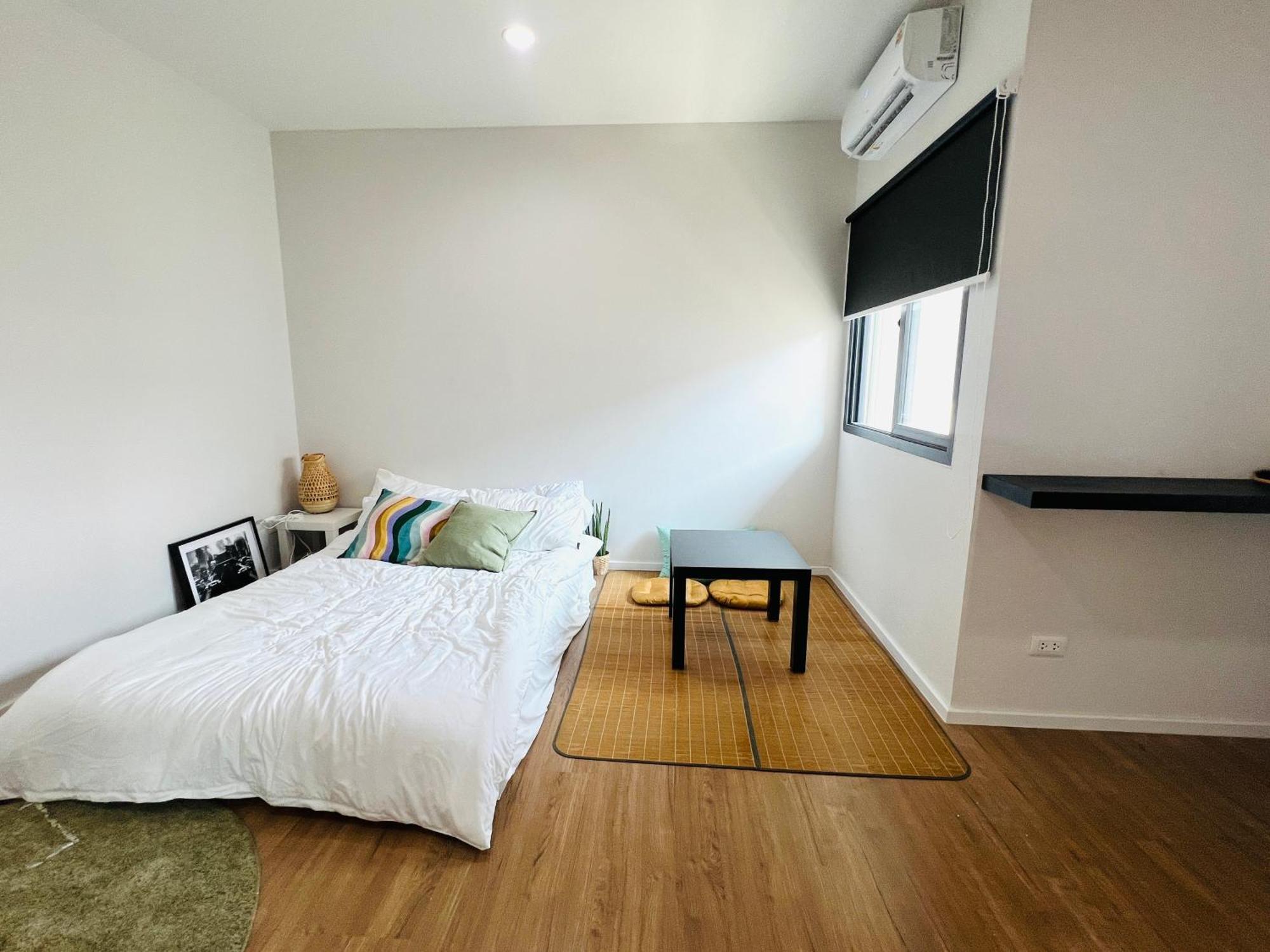 Vakantiehuis Stylish2bd Pool&gym Near Airport Bangkok