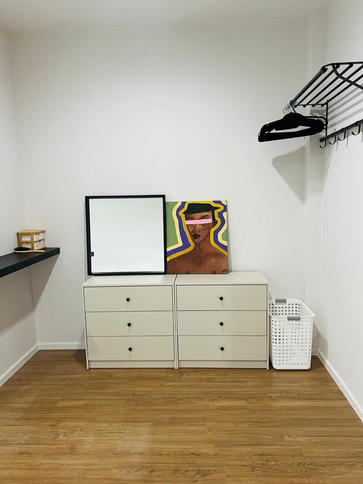 Stylish2bd Pool&gym Near Airport *