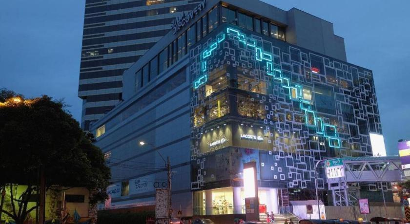 Hotel B2 Huai Khwang Premier 3*