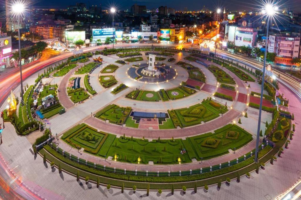 Oyo 1002 Pinklao Hotel 3*