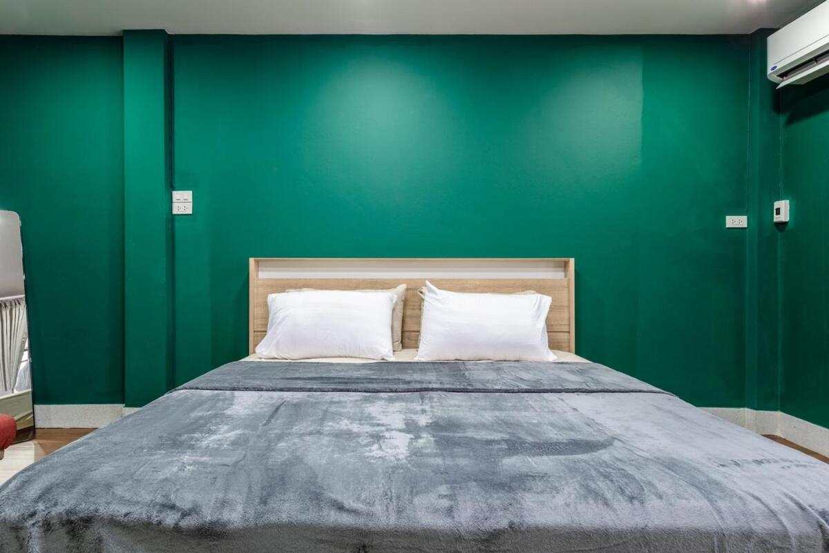 Holiday home The Sleepyard Sathorn 11 Bangkok