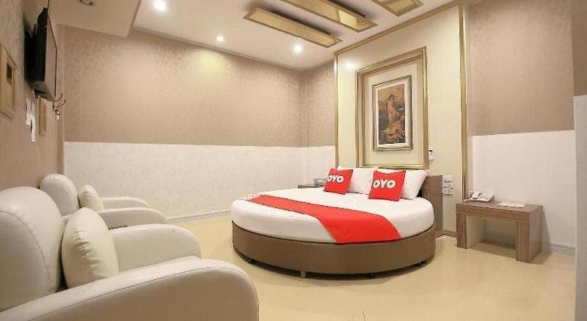 Hotel Oyo 1002 Pinklao 3*