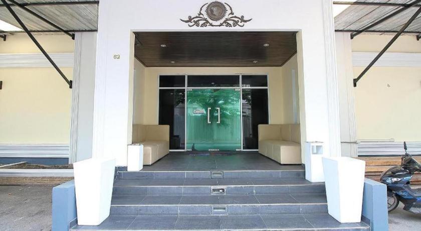 Oyo 1002 Pinklao Bangkok