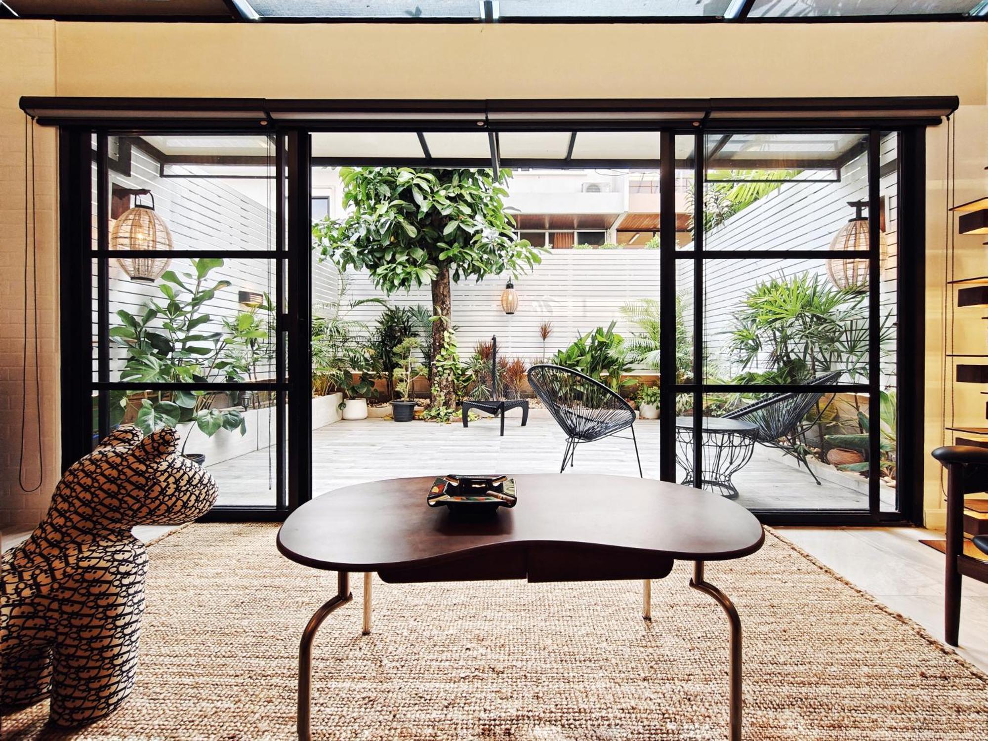 4br Modern Art With Free Wi-fi Netflix Vinyl Villa