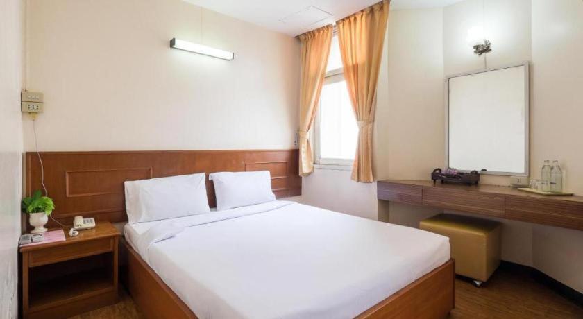 Hotel Muangphol Mansion 3*