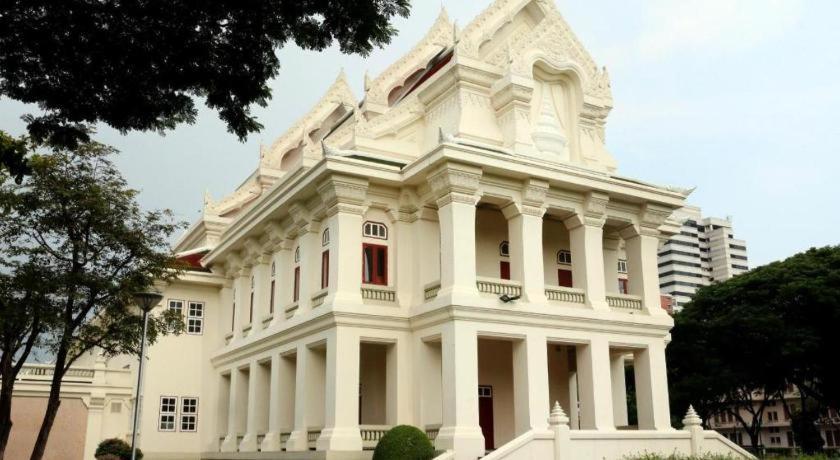 Muangphol Mansion