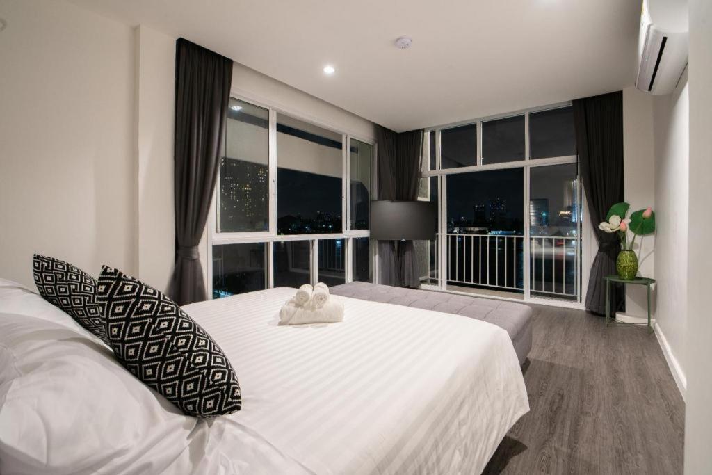 Kowtha Rivertel Hotel 3*