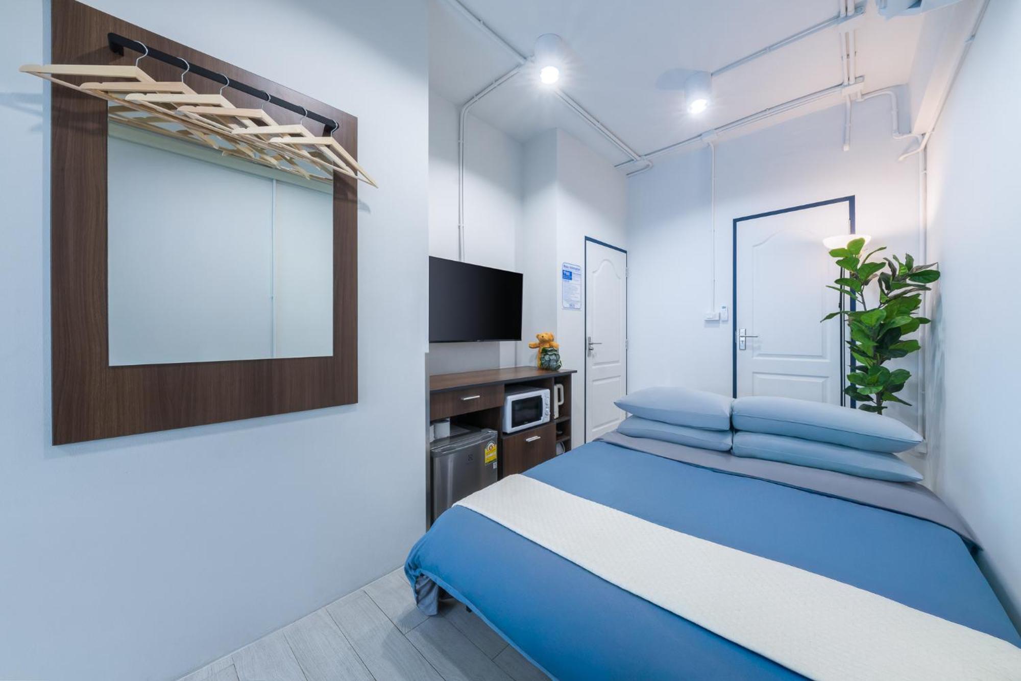 Petchaburi22 Next To Platinum Mall *