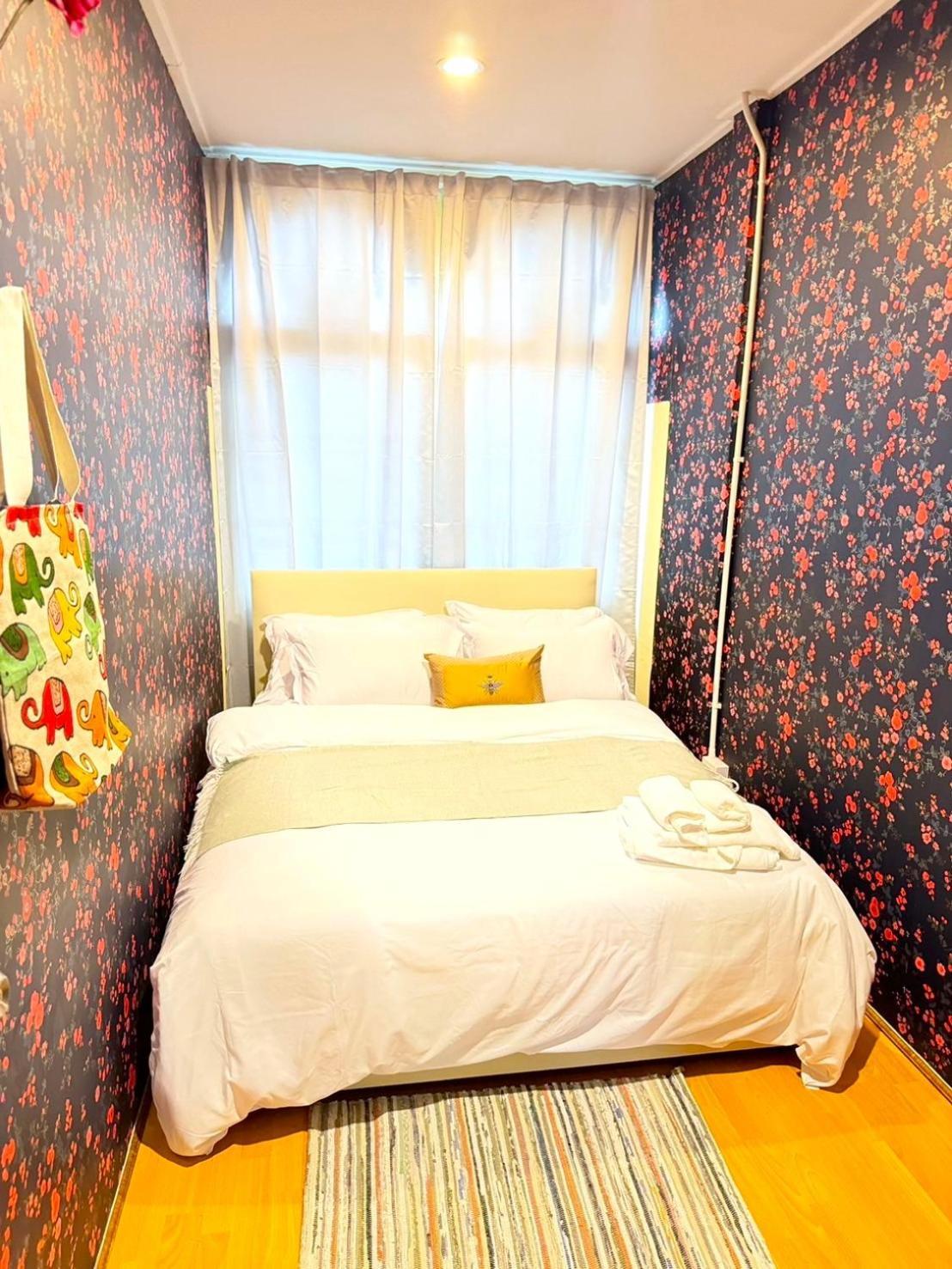 Entire House 6 People 3beds 2baths Near Bts Asoke Terminal21 Holiday home