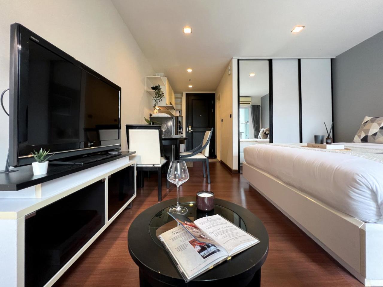 Modern Cityscape1br - Ultra Fast Wifi - Bts On Nut Apartment *