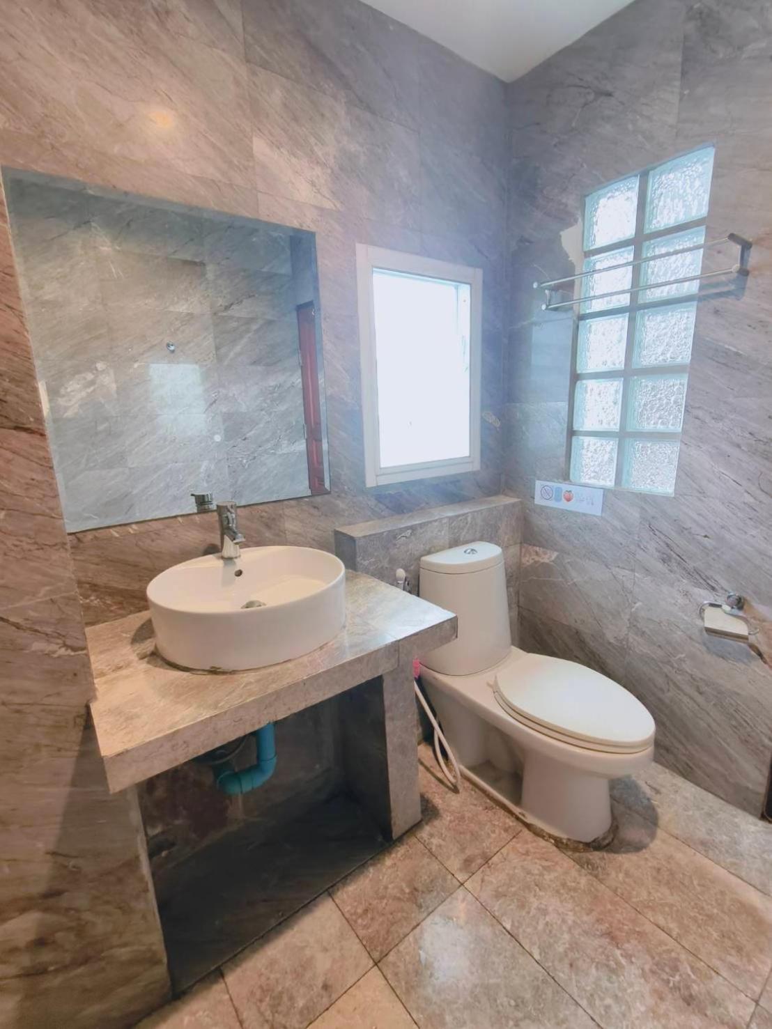 Cloud No 4 N Quiet Heart Bkk With A Balcony Apartment
