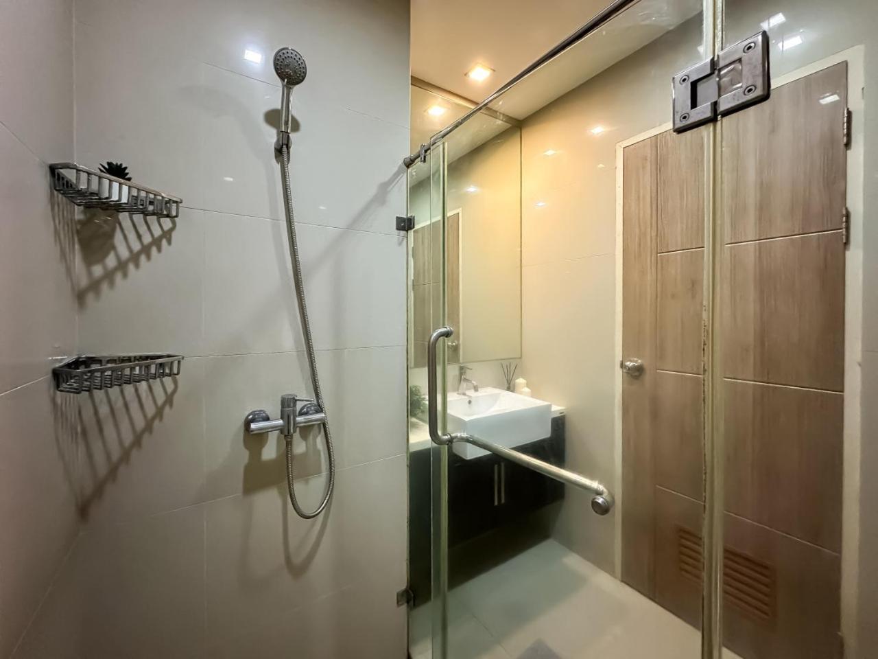 Transquil Modern 1br - Ultra Fast Wifi - Bts Ari Bangkok