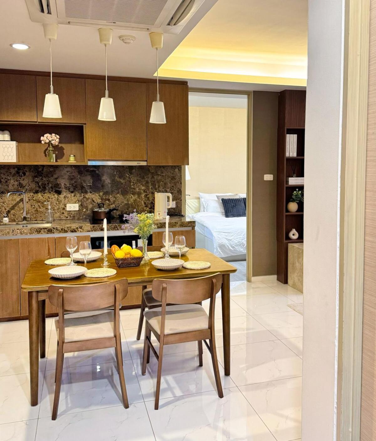 2 Bed 2 Bath Phrom Phong Bts Apartment Bangkok
