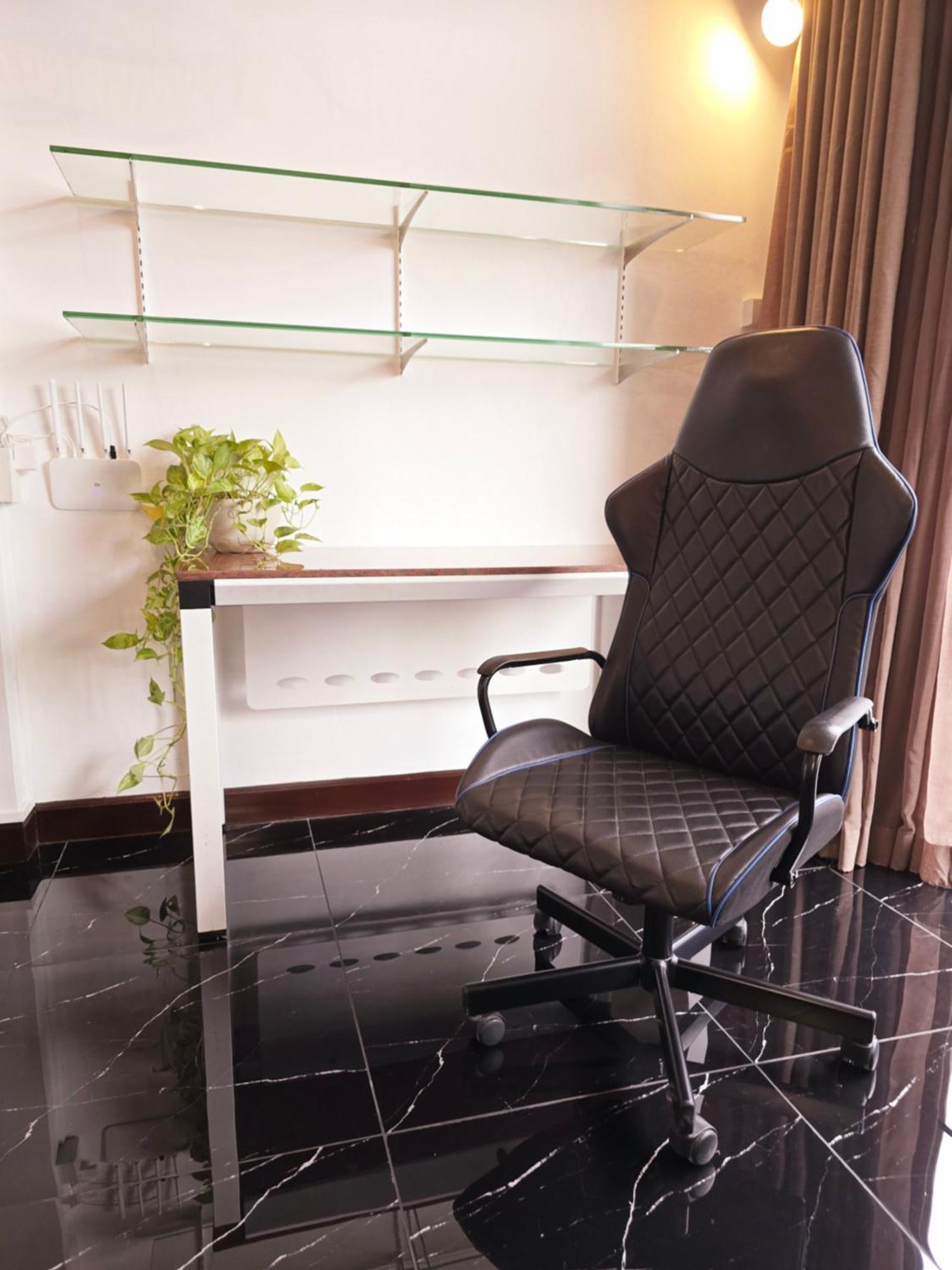Old Spice 4 Downtown Serenity Luxurious Oasis Bkk Apartment *
