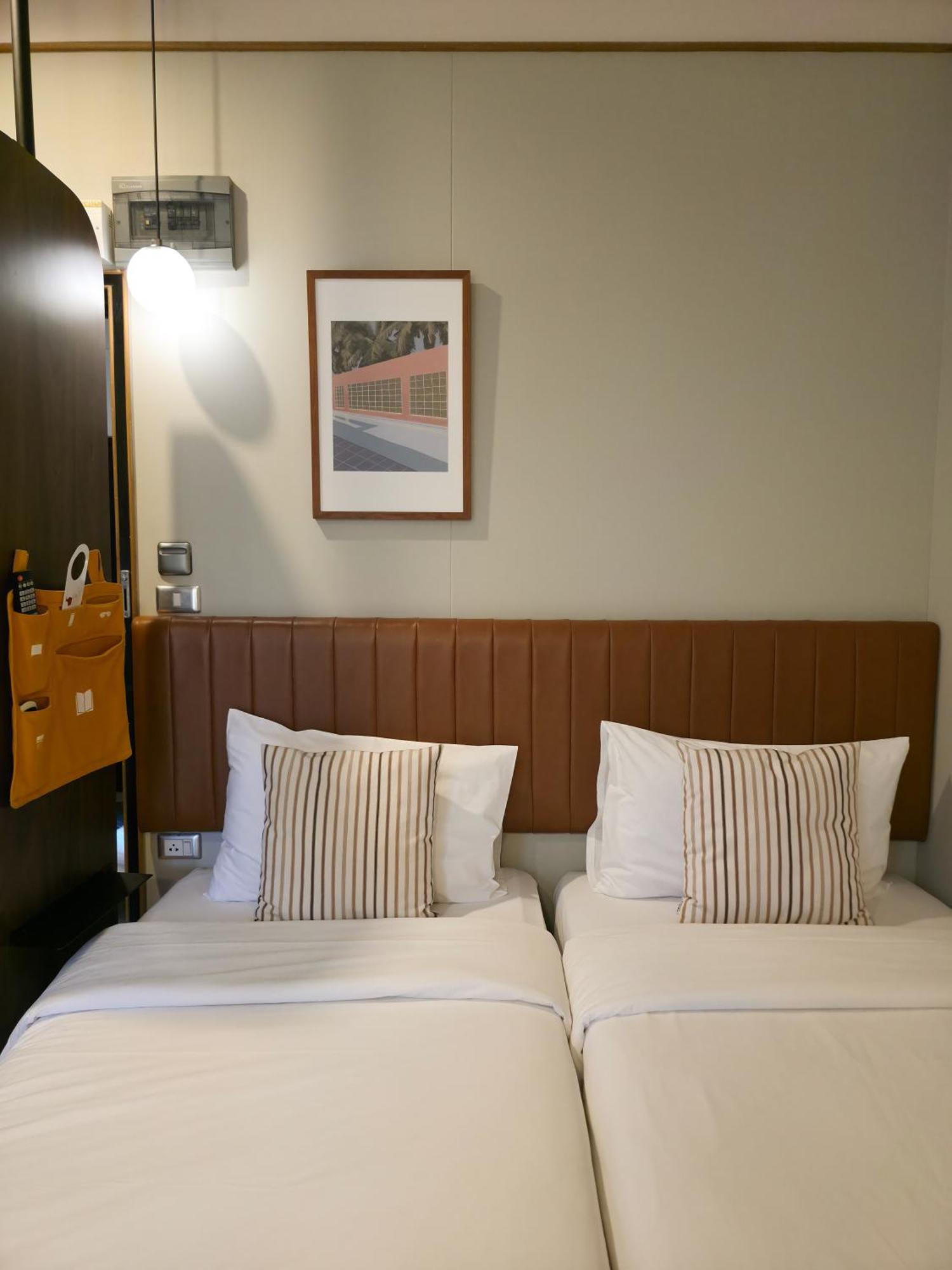 Josh Hotel