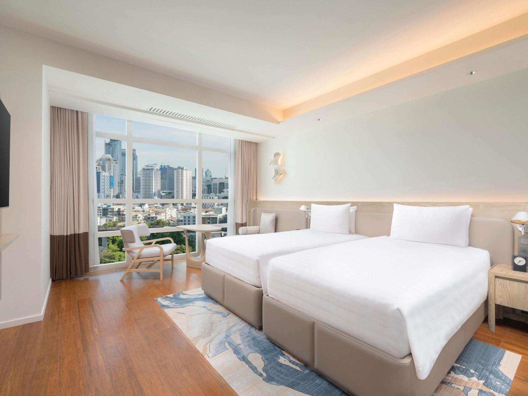 Pullman King Power 5*