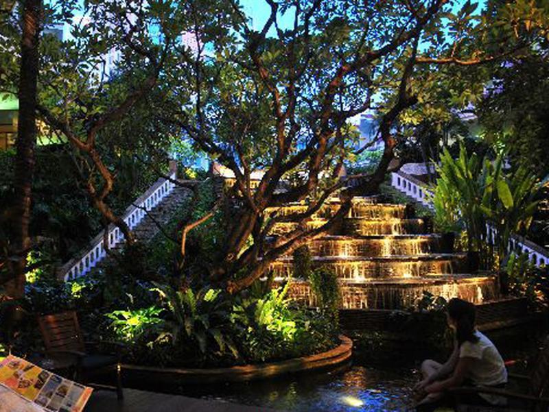 Hotel Dusit Thani