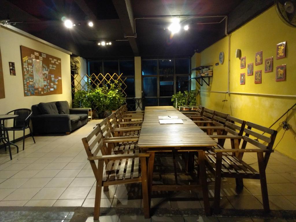 Hostel The Aris