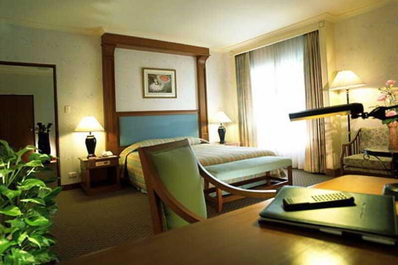 Hotel Dusit Princess Srinakarin 4*