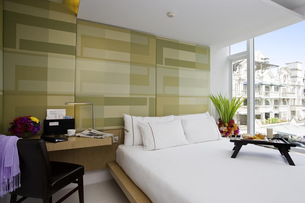 Le Fenix Sukhumvit 11