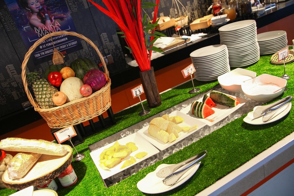 Le Fenix Sukhumvit 11