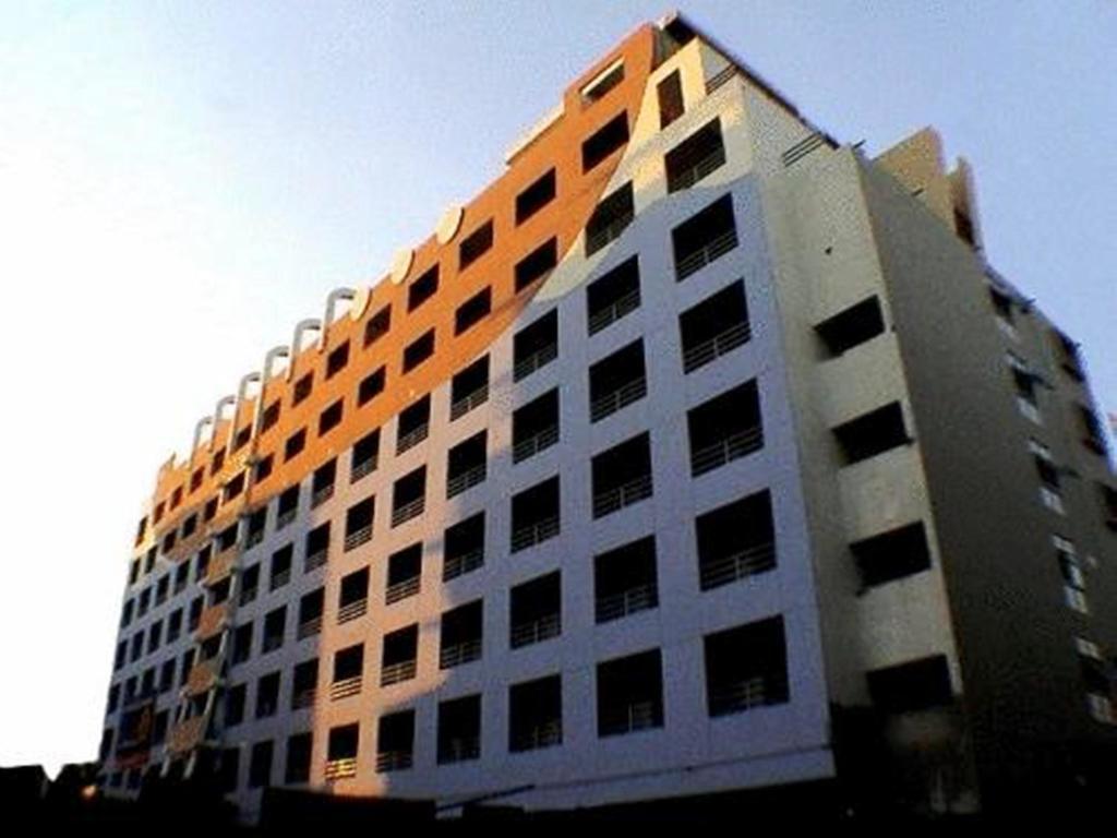 Aparthotel Mansion Sarasinee @ Chatuchak 2*