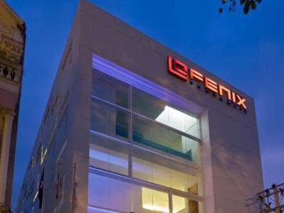 Le Fenix Sukhumvit 11 Hotel 3*