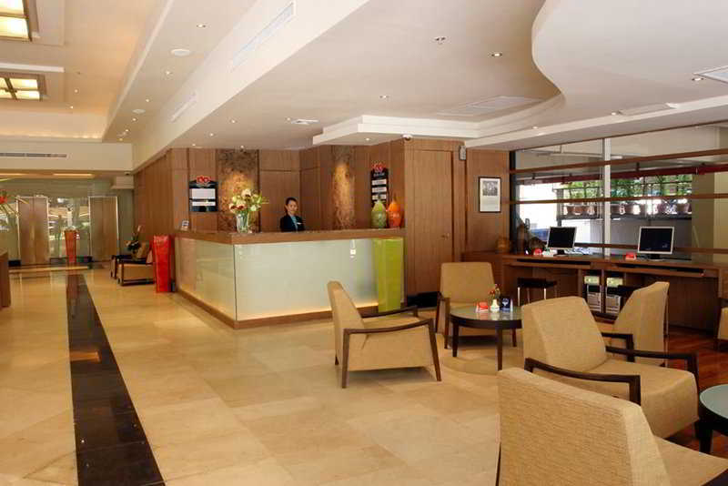 The Seasons Huamark Hotel