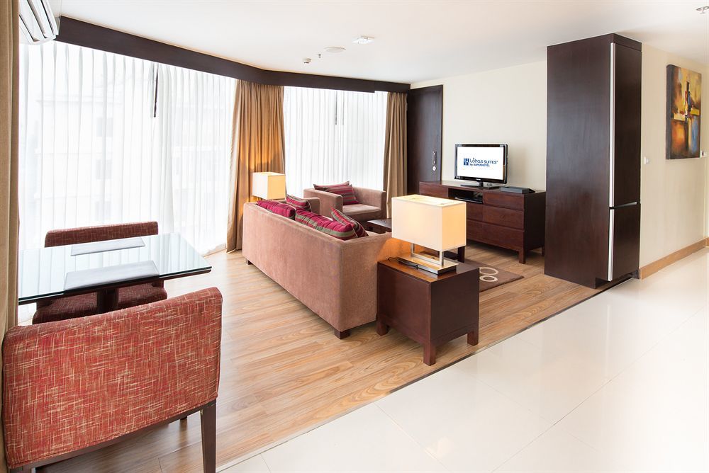Lohas Residences Sukhumvit 2 4*