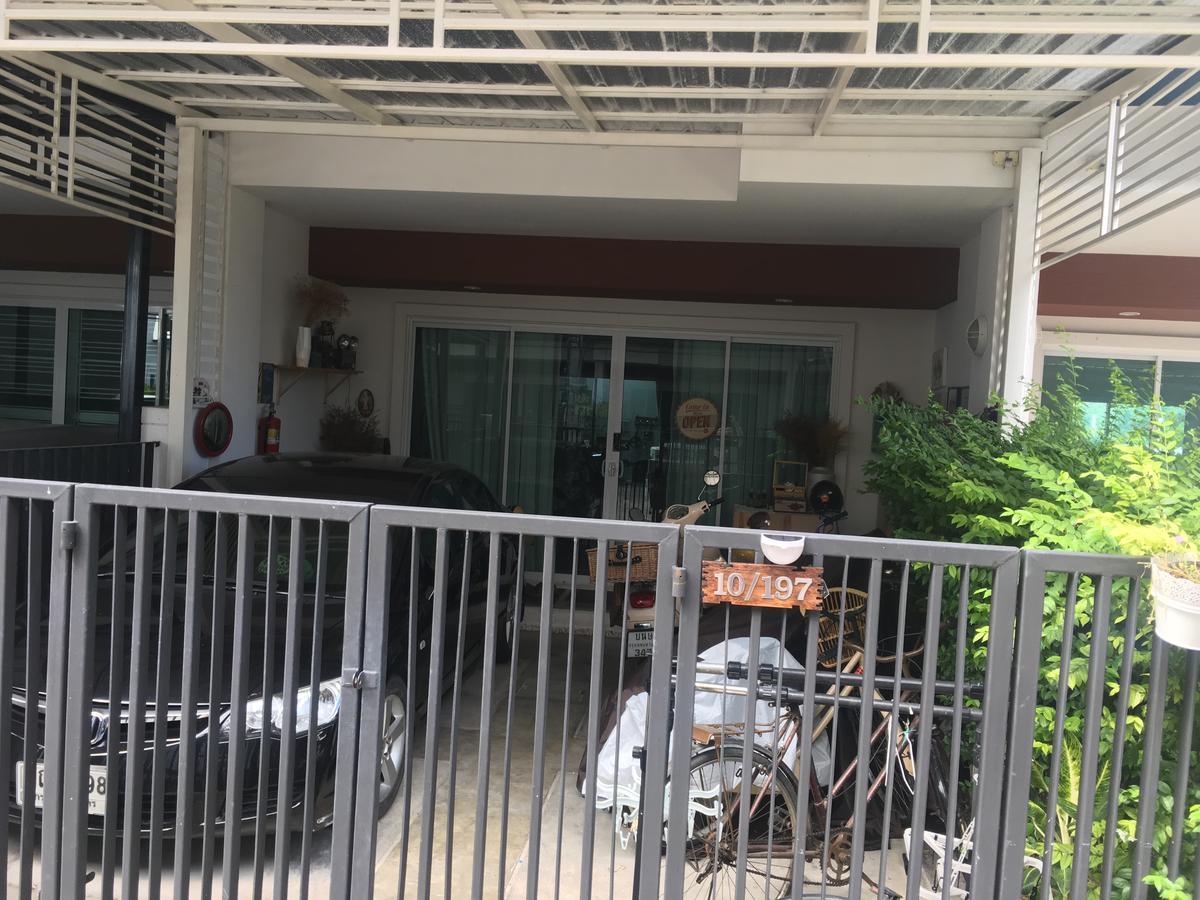 Autta House Homestay *