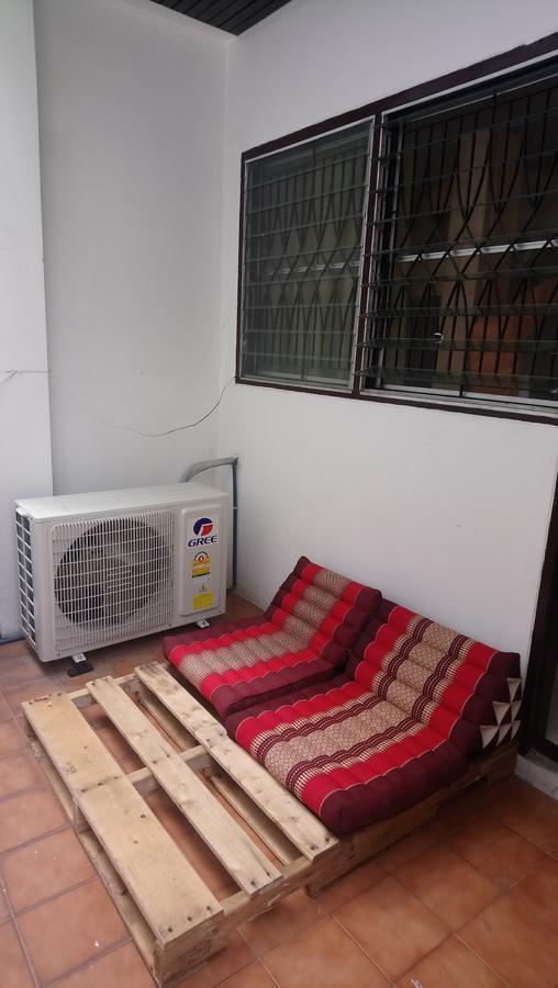 Taina's Sukhumvit Guest house Bangkok